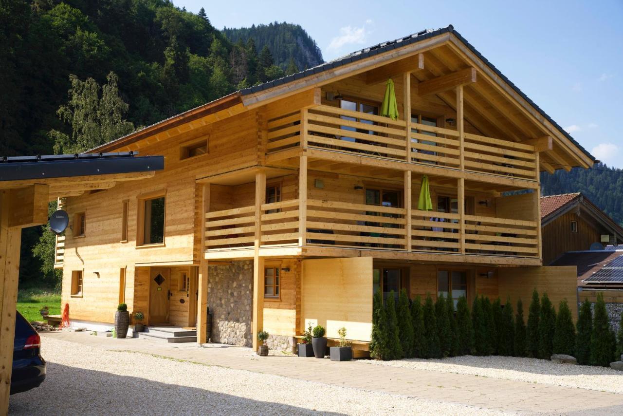 Leos Alpenchalet - Inclusive Sommer Bergbahnticket Und E-Auto Ladestation Оберстдорф Екстер'єр фото